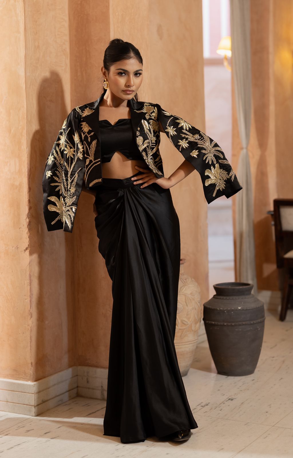 Noir Cropped Blazer Set